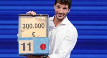 Affari tuoi, la storia della coppia dalla Basilicata fa commuovere tutti: occhi pieni di lacrime