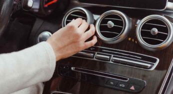 Aria condizionata in auto, molti non si accorgono in tempo del problema e il meccanico gli presenta un conto salatissimo